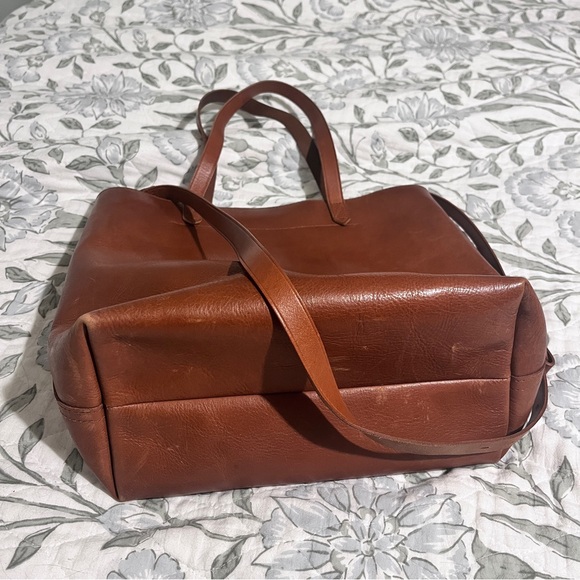 Madewell Transport tote with zipper! - Picture 5 of 6